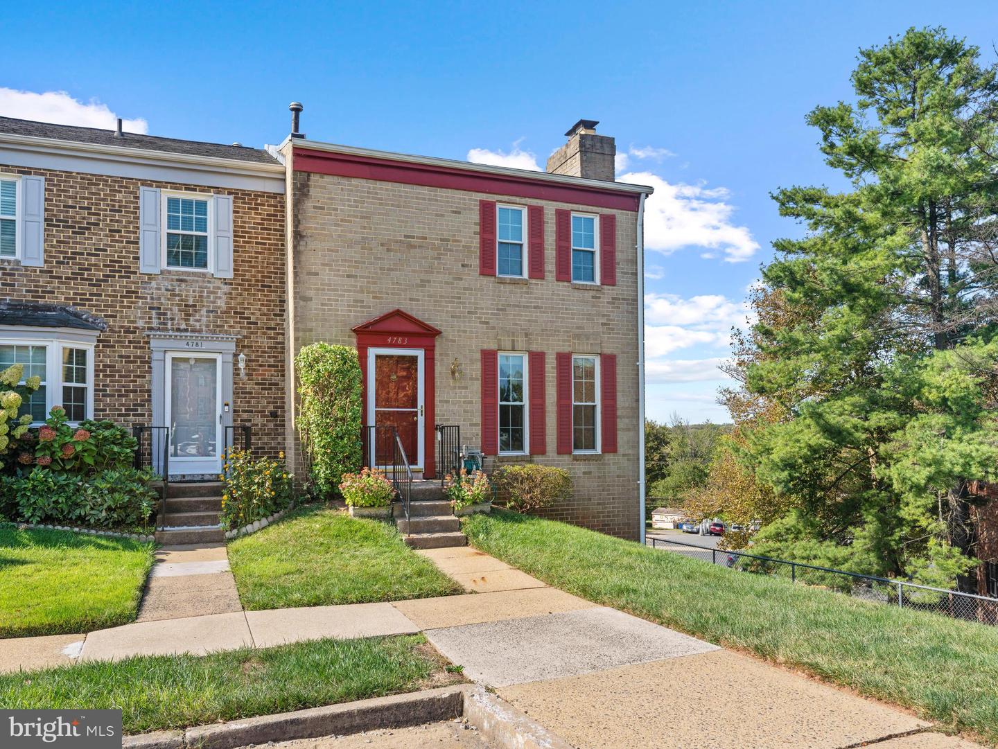 Annandale, Virginia, 22003, United States, 3 Bedrooms Bedrooms, ,4 BathroomsBathrooms,Residential,For Sale,2001924