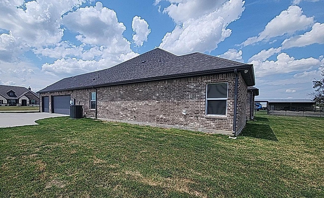 Farmersville, Texas, 75442, United States, 3 Bedrooms Bedrooms, ,3 BathroomsBathrooms,Residential,For Sale,1982491