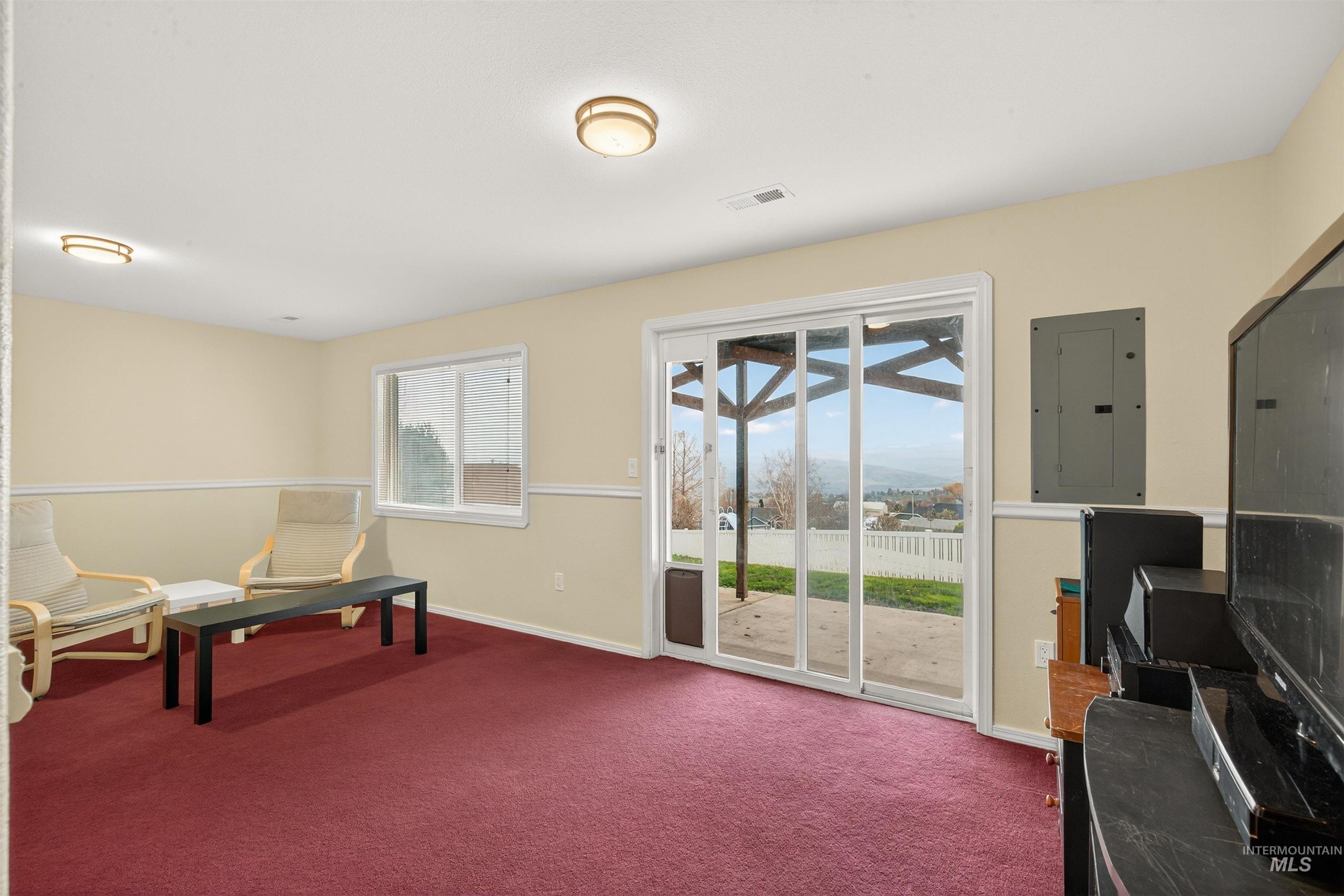 Clarkston, Washington, 99403, United States, 6 Bedrooms Bedrooms, ,3 BathroomsBathrooms,Residential,For Sale,2005676