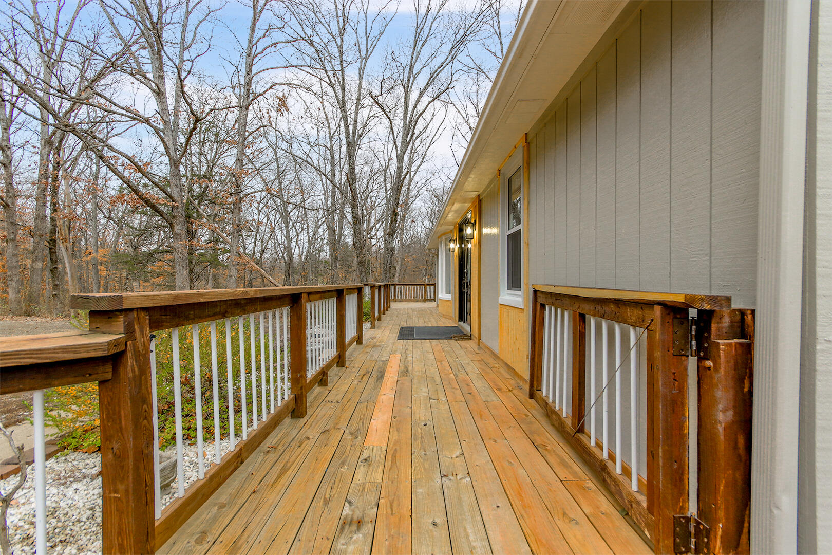HARTSBURG, Missouri, 65039, United States, 5 Bedrooms Bedrooms, ,3 BathroomsBathrooms,Residential,For Sale,2049176