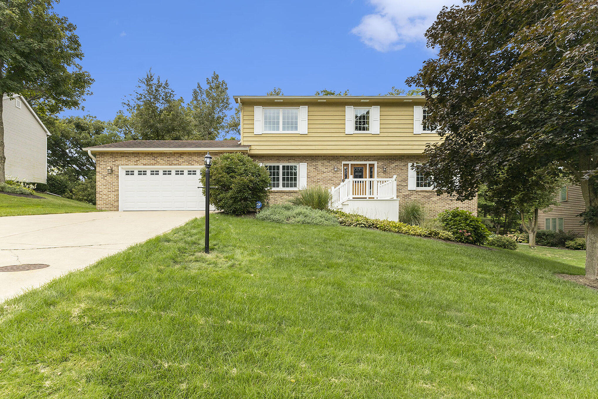 Valparaiso, Indiana, 46385, United States, 4 Bedrooms Bedrooms, ,4 BathroomsBathrooms,Residential,For Sale,1974482
