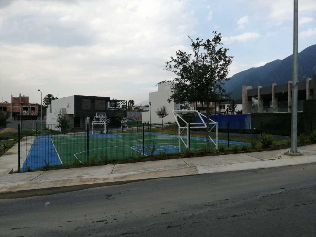 Misioneros, Santiago, Nuevo León, 67302, Mexico, 1 Bedroom Bedrooms, ,Residential,For Sale,Misioneros,1442763