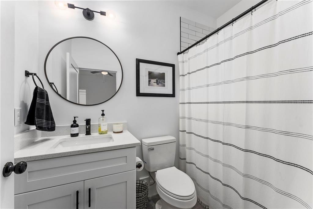 Atlanta, Georgia, 30317, United States, 5 Bedrooms Bedrooms, ,4 BathroomsBathrooms,Residential,For Sale,1989544