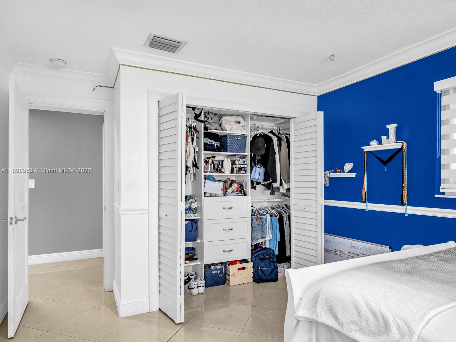 Miami, Florida, 33175, United States, 4 Bedrooms Bedrooms, ,2 BathroomsBathrooms,Residential,For Sale,1979447