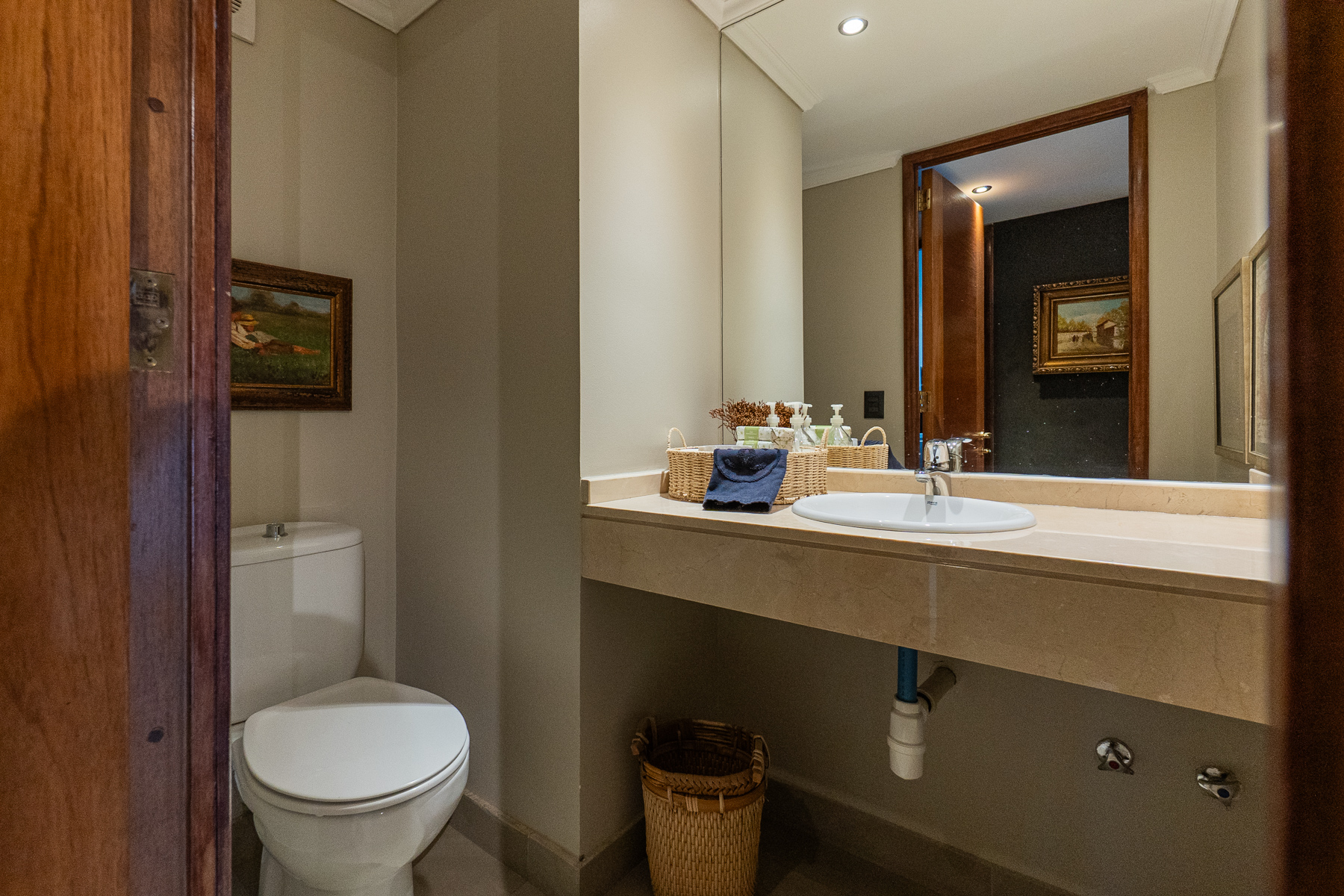  3-bedroom, 3-bathroom apartment in a prime location - 物件實景