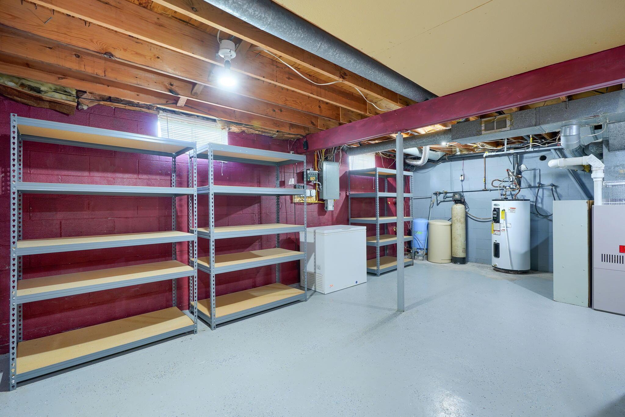 Circleville, Ohio, 43113, United States, 3 Bedrooms Bedrooms, ,3 BathroomsBathrooms,Residential,For Sale,1892160