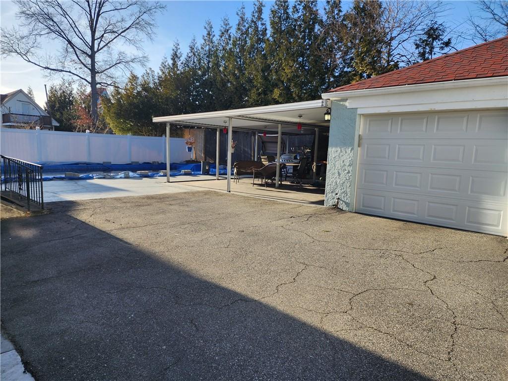 Cranston, Rhode Island, 02905, United States, 5 Bedrooms Bedrooms, ,3 BathroomsBathrooms,Residential,For Sale,1930877