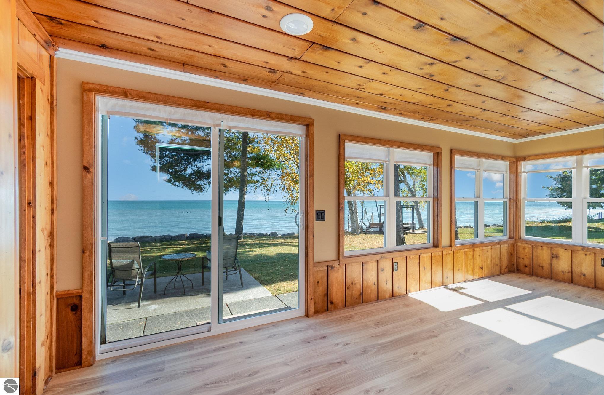 Tawas City, Michigan, 48763, United States, 4 Bedrooms Bedrooms, ,Residential,For Sale,1987317