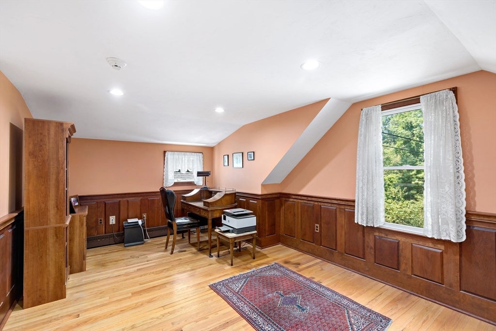 Carver, Massachusetts, 02330, United States, 3 Bedrooms Bedrooms, ,3 BathroomsBathrooms,Residential,For Sale,1929096