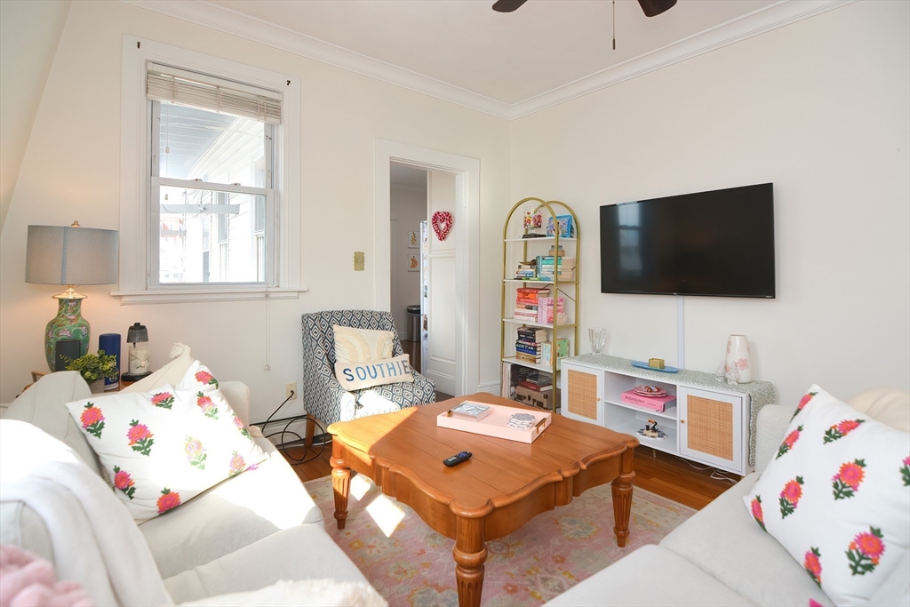 Boston, Massachusetts, 02127, United States, 2 Bedrooms Bedrooms, ,2 BathroomsBathrooms,Residential,For Sale,1826519