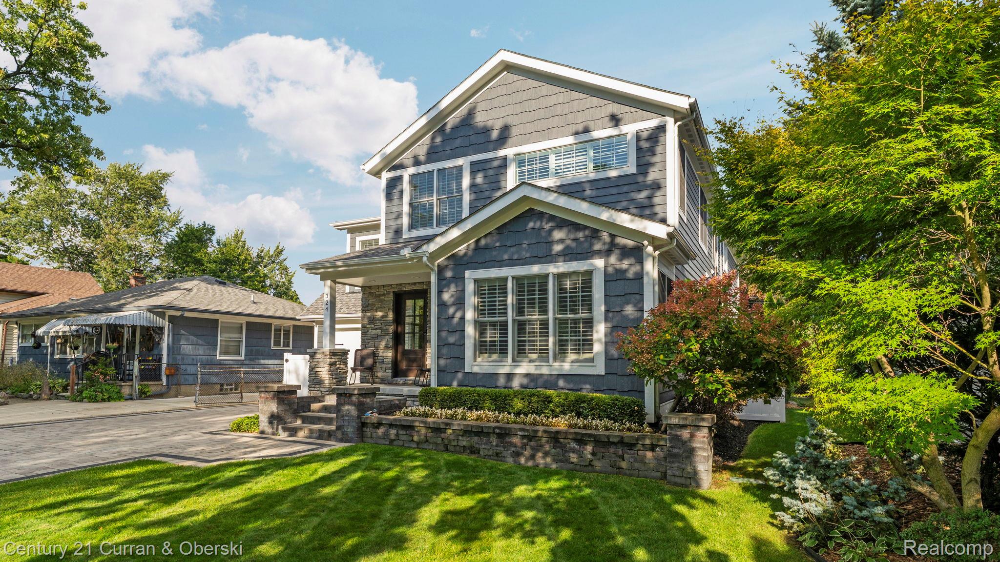 Plymouth, Michigan, 48170, United States, 4 Bedrooms Bedrooms, ,3 BathroomsBathrooms,Residential,For Sale,1941295