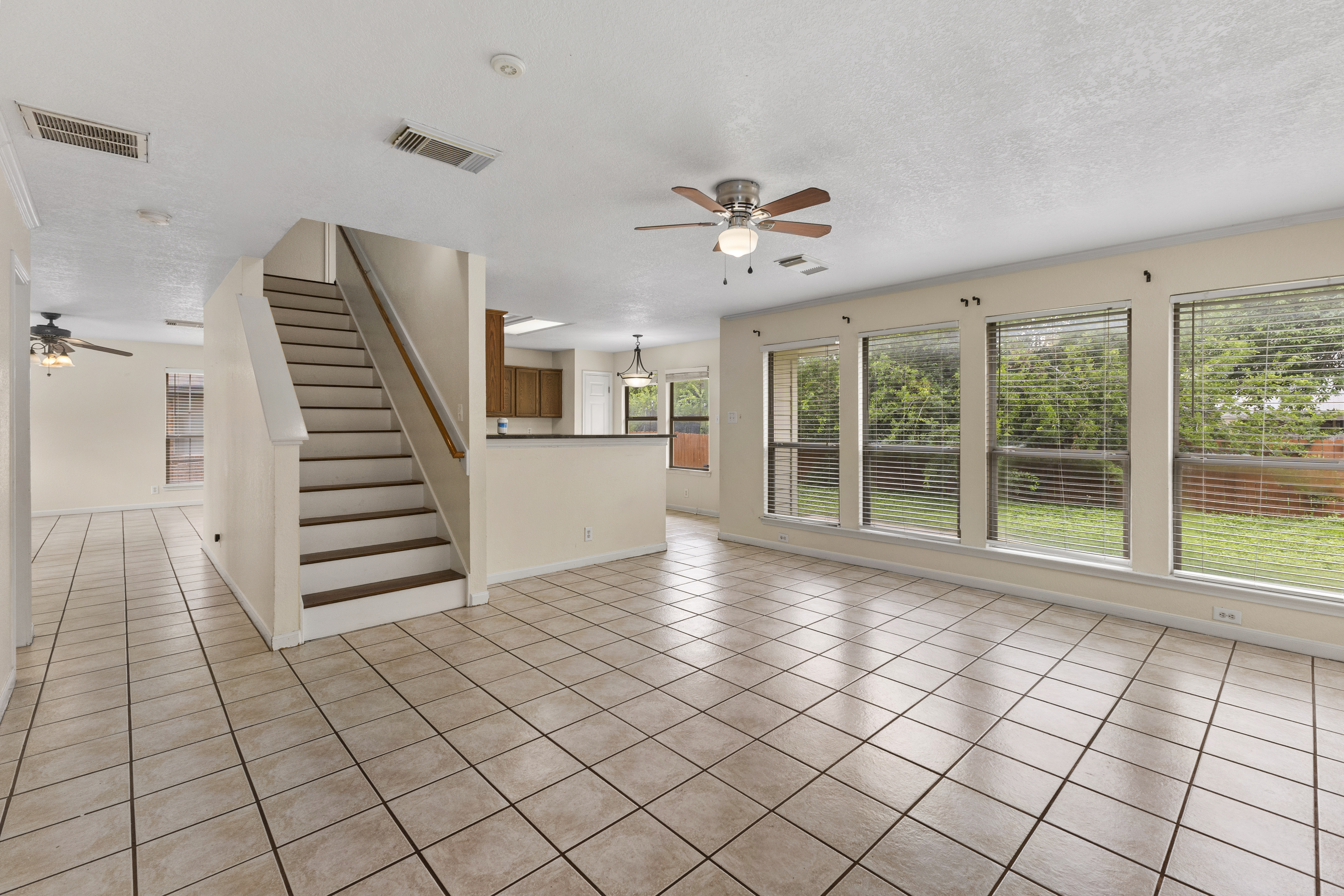  Flexible Living Near UTSA - 物件實景