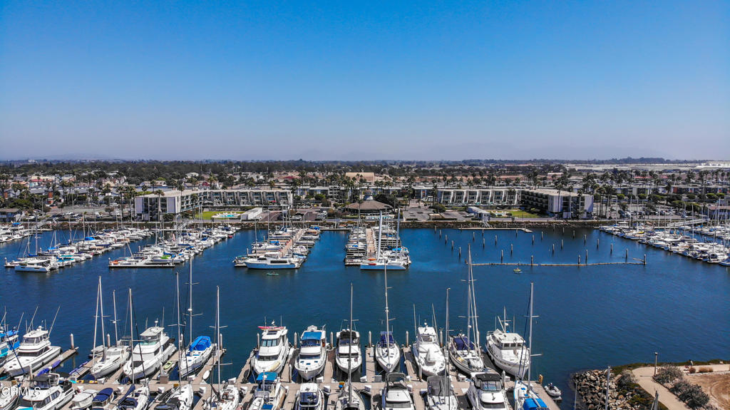 Oxnard, California, 93035, United States, 2 Bedrooms Bedrooms, ,1 BathroomBathrooms,Residential,For Sale,2040147