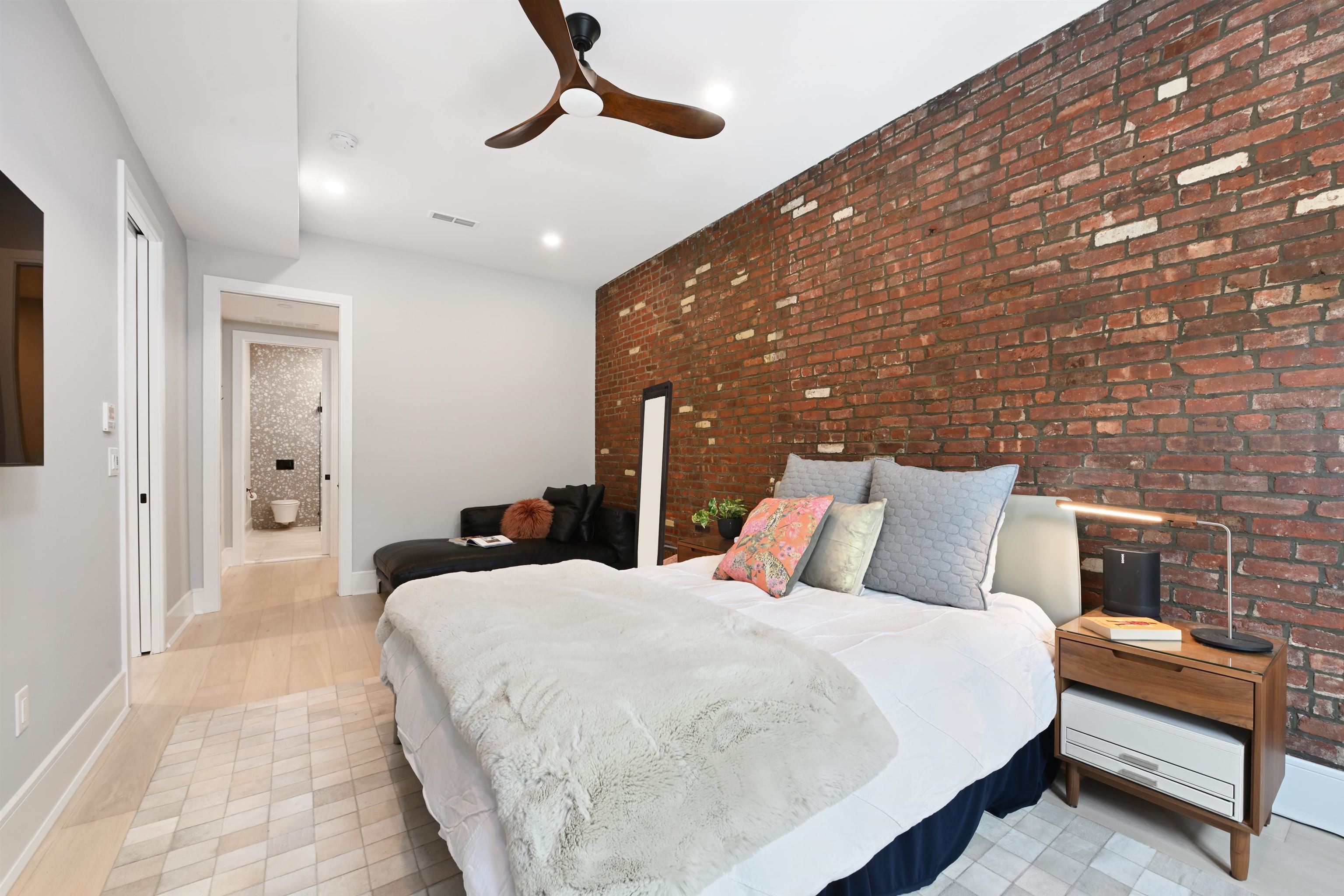 Hoboken, New Jersey, 07030, United States, 3 Bedrooms Bedrooms, ,2 BathroomsBathrooms,Residential,For Sale,1992092