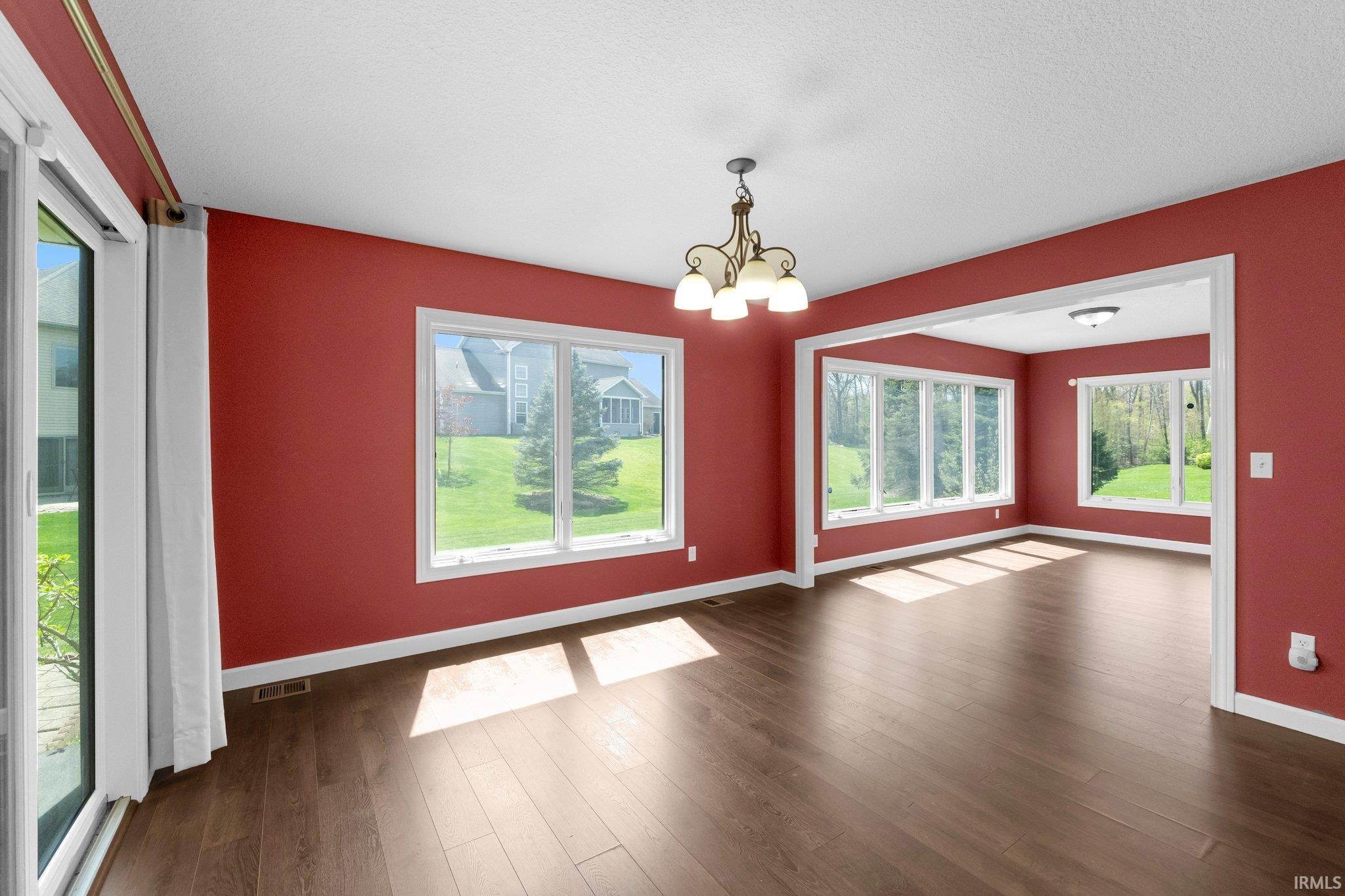 Fort Wayne, Indiana, 46825-7408, United States, 4 Bedrooms Bedrooms, ,5 BathroomsBathrooms,Residential,For Sale,1975267