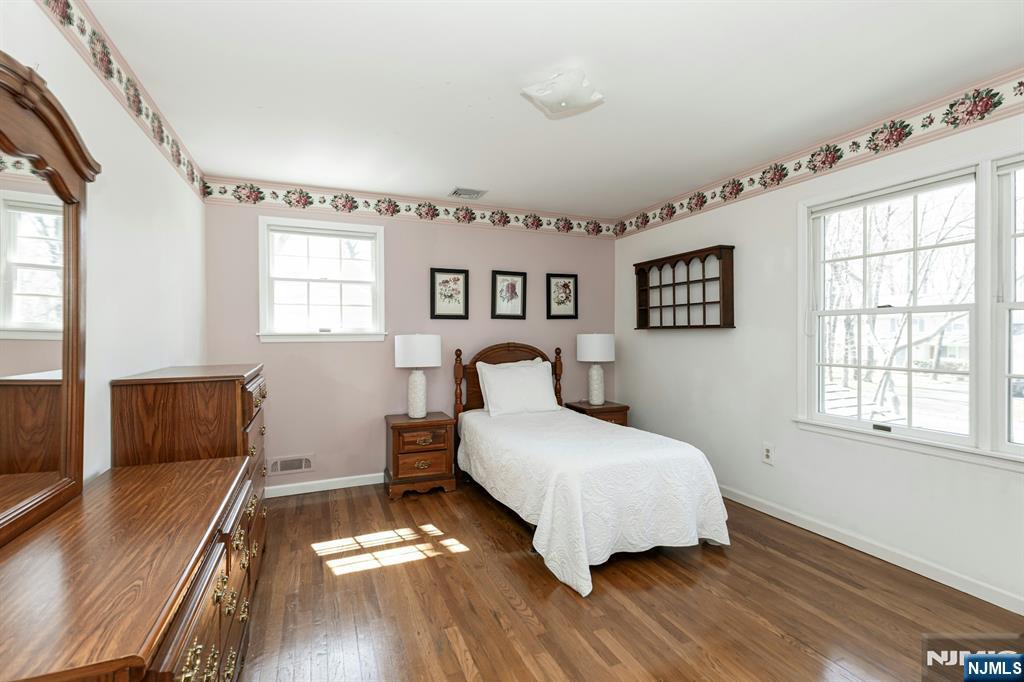 Berkeley Heights, New Jersey, 07922, United States, 6 Bedrooms Bedrooms, ,4 BathroomsBathrooms,Residential,For Sale,1838831