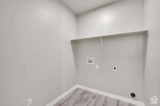 North Ogden, Utah, 84414, United States, 3 Bedrooms Bedrooms, ,2 BathroomsBathrooms,Residential,For Sale,1979389