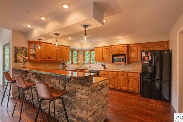 Sedalia, Missouri, 65301, United States, 4 Bedrooms Bedrooms, ,4 BathroomsBathrooms,Residential,For Sale,1911296