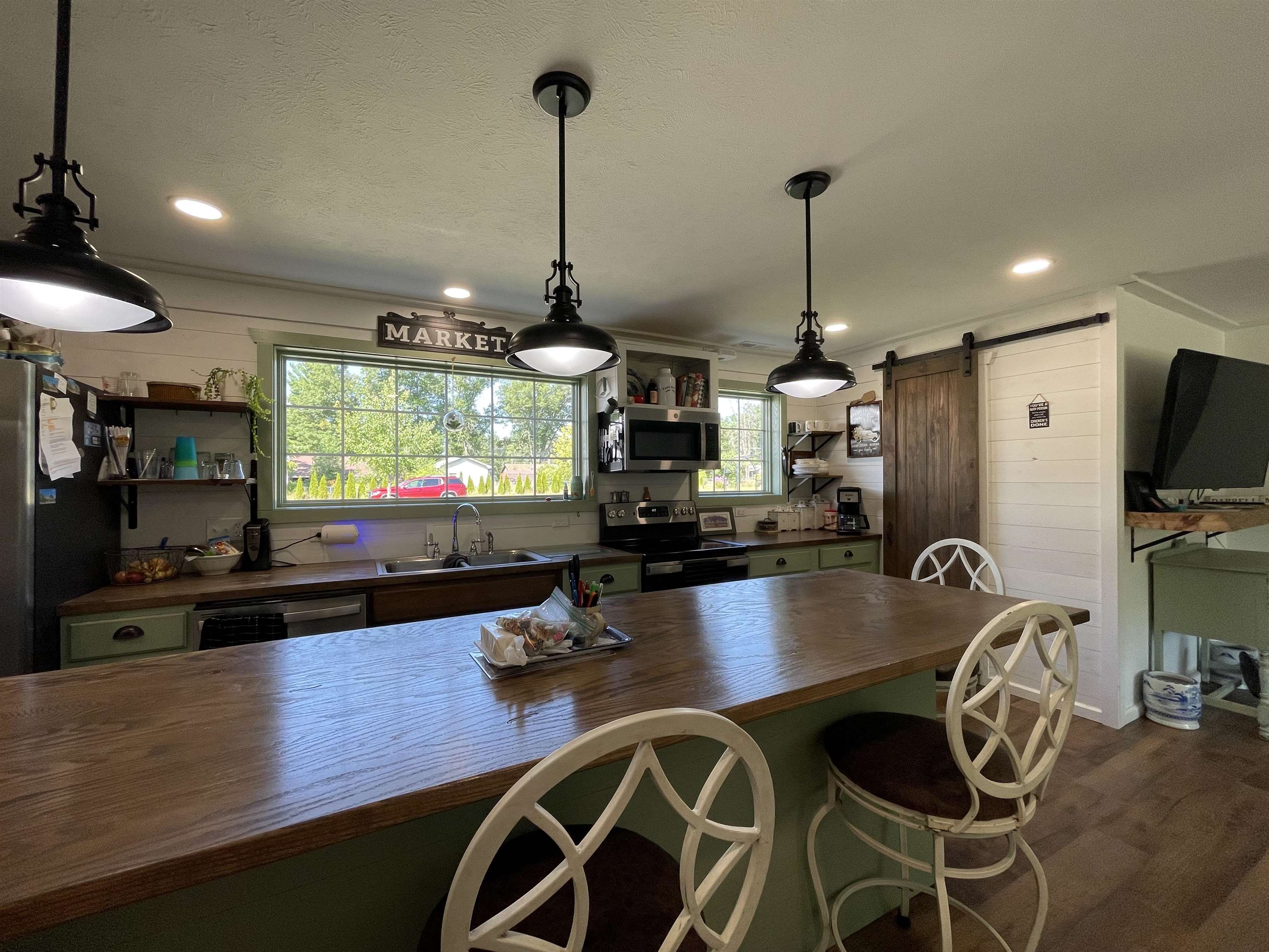 Harrison, Michigan, 48625, United States, 3 Bedrooms Bedrooms, ,3 BathroomsBathrooms,Residential,For Sale,2007492