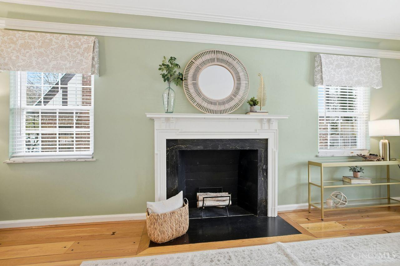 Cincinnati, Ohio, 45209, United States, 3 Bedrooms Bedrooms, ,4 BathroomsBathrooms,Residential,For Sale,2003338