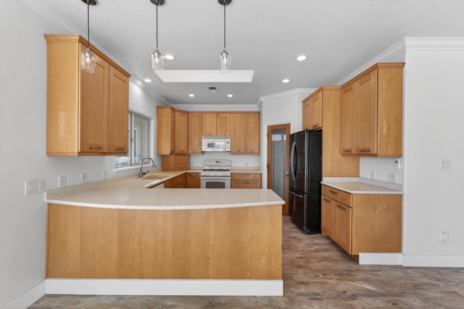 Browns Valley, California, 95918, United States, 2 Bedrooms Bedrooms, ,3 BathroomsBathrooms,Residential,For Sale,2030344