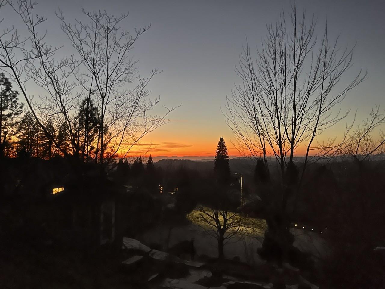 Grass Valley, California, 95945, United States, 3 Bedrooms Bedrooms, ,3 BathroomsBathrooms,Residential,For Sale,2012341