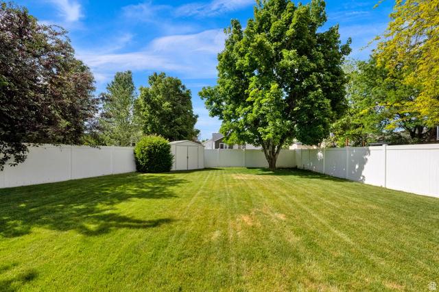 Layton, Utah, 84041, United States, 5 Bedrooms Bedrooms, ,4 BathroomsBathrooms,Residential,For Sale,2048910