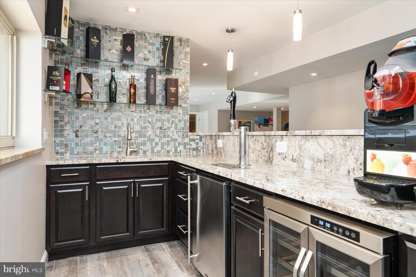 Pasadena, Maryland, 21122, United States, 4 Bedrooms Bedrooms, ,4 BathroomsBathrooms,Residential,For Sale,1989268