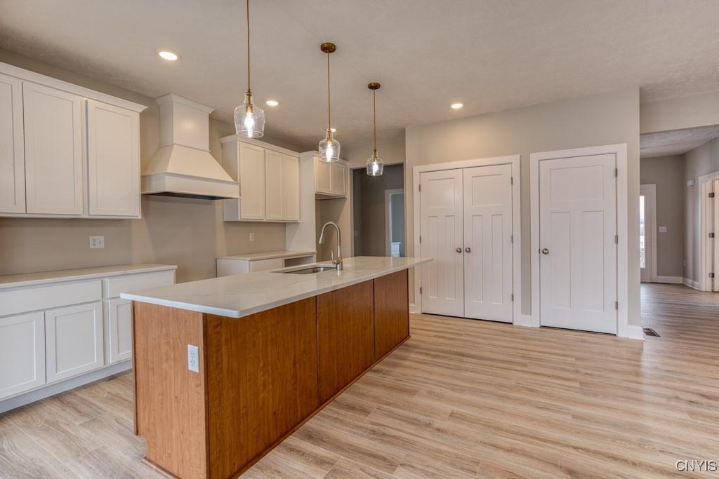 Baldwinsville, New York, 13027, United States, 4 Bedrooms Bedrooms, ,3 BathroomsBathrooms,Residential,For Sale,1686652