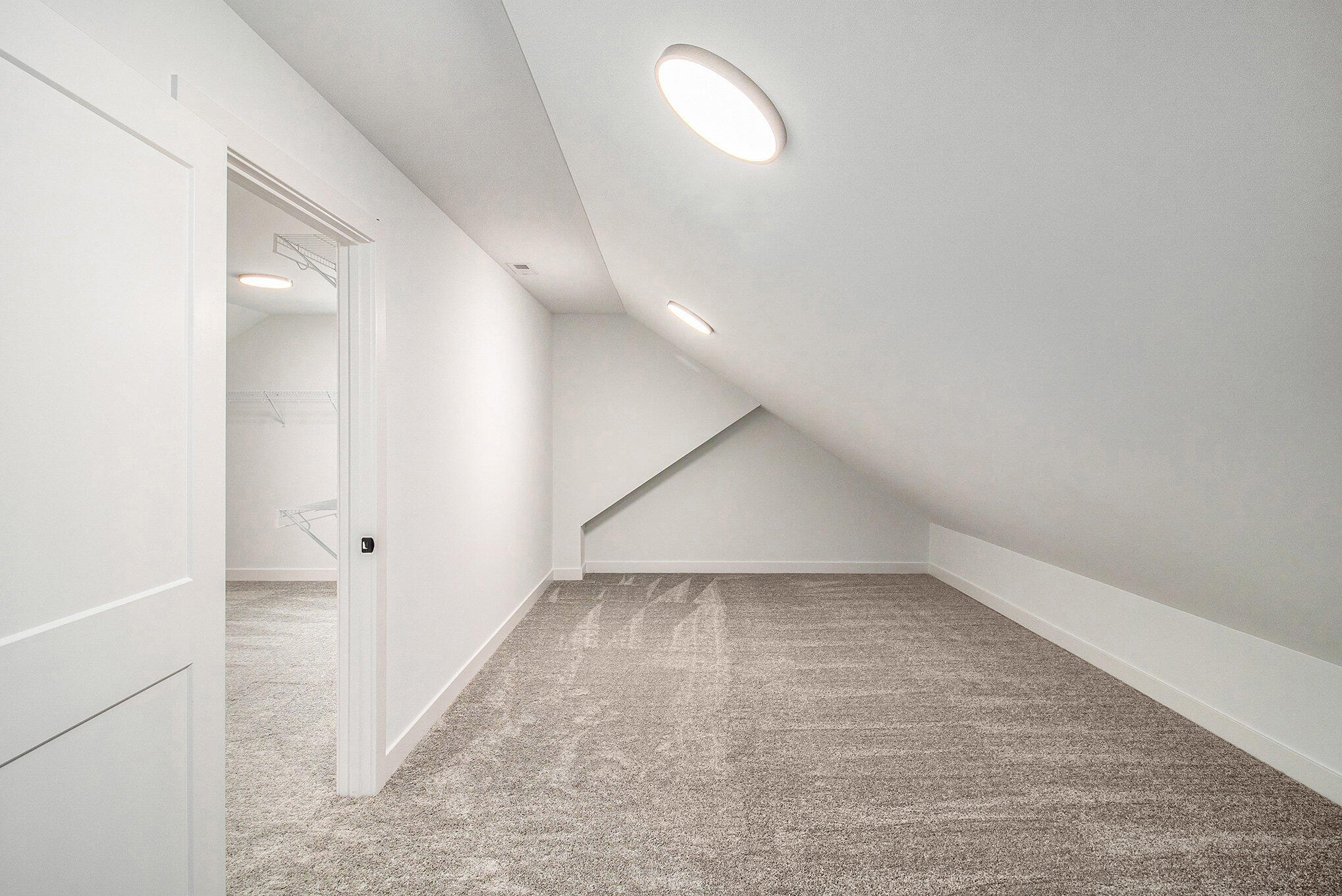 Cedar Lake, Indiana, 46303, United States, 4 Bedrooms Bedrooms, ,3 BathroomsBathrooms,Residential,For Sale,1999304