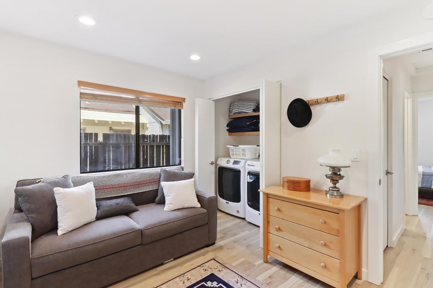 Davis, California, 95616, United States, 3 Bedrooms Bedrooms, ,2 BathroomsBathrooms,Residential,For Sale,1901059