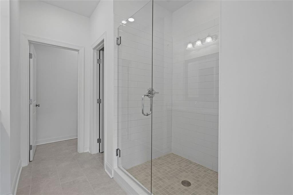Cumming, Georgia, 30040, United States, 3 Bedrooms Bedrooms, ,4 BathroomsBathrooms,Residential,For Sale,1929087
