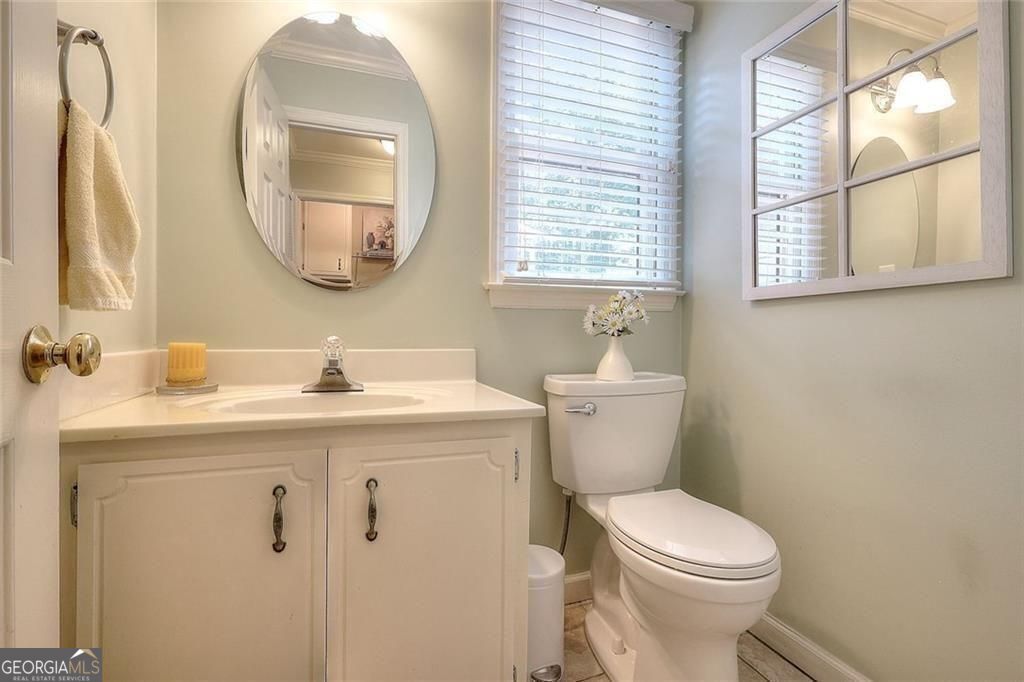 Lawrenceville, Georgia, 30044, United States, 5 Bedrooms Bedrooms, ,4 BathroomsBathrooms,Residential,For Sale,1922560