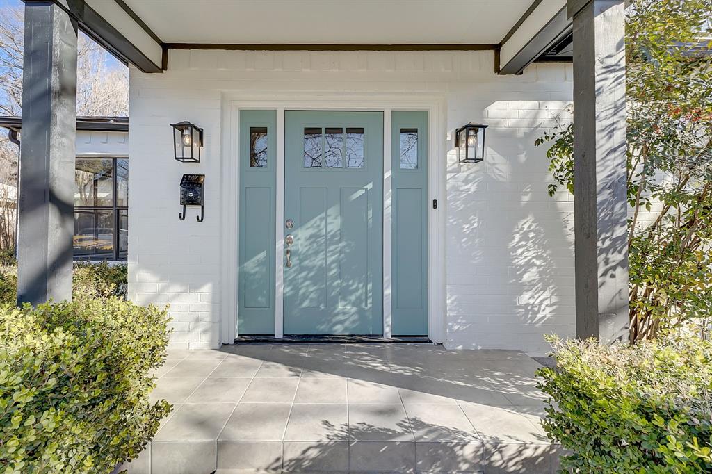 Fort Worth, Texas, 76107, United States, 3 Bedrooms Bedrooms, ,2 BathroomsBathrooms,Residential,For Sale,1915443