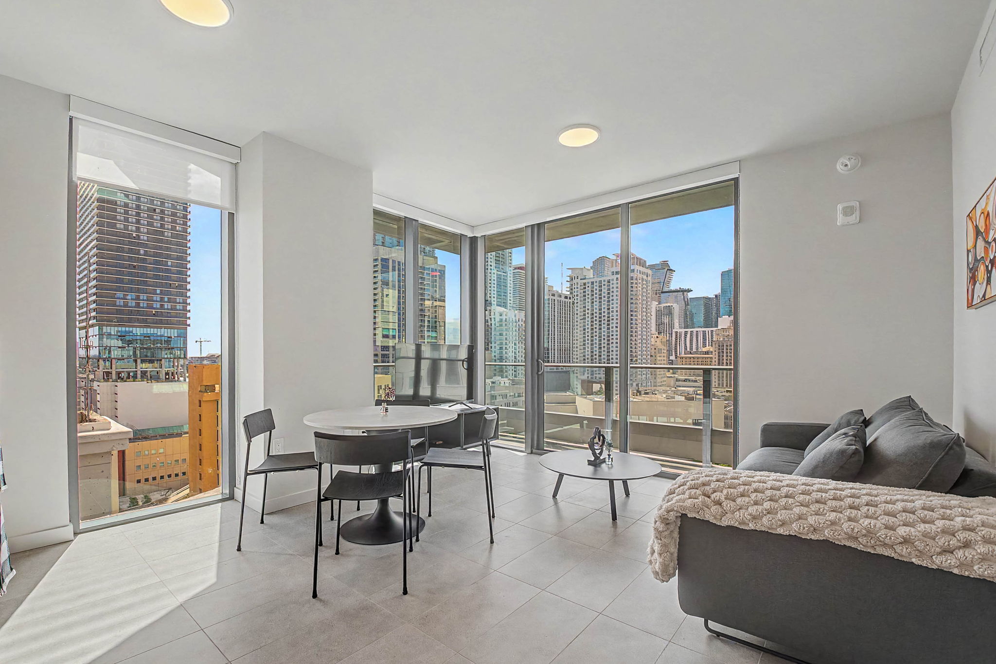  121 NE 25th St, Miami, FL, 33132 - 物件實景