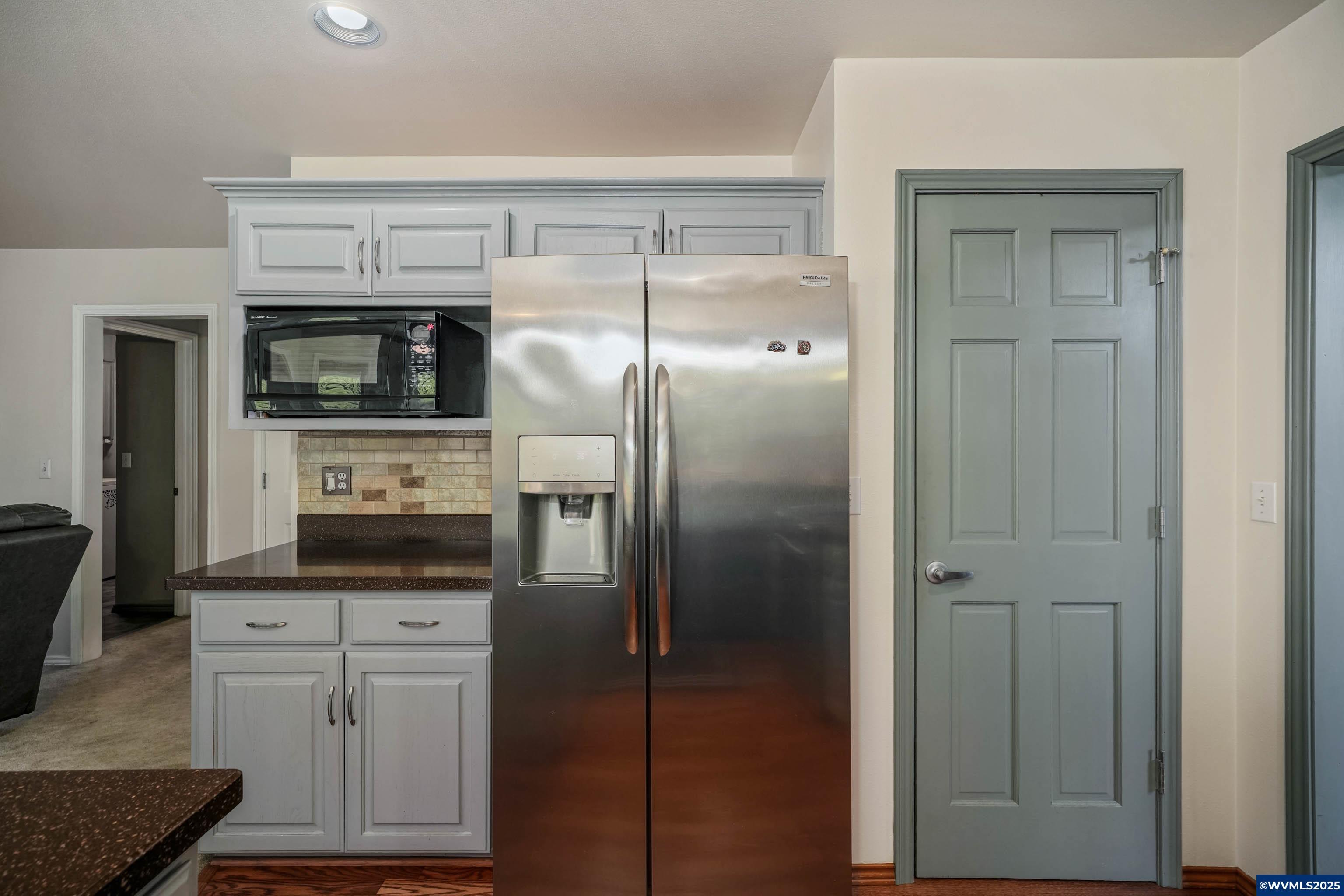 Mcminnville, Oregon, 97128, United States, 3 Bedrooms Bedrooms, ,3 BathroomsBathrooms,Residential,For Sale,1949725