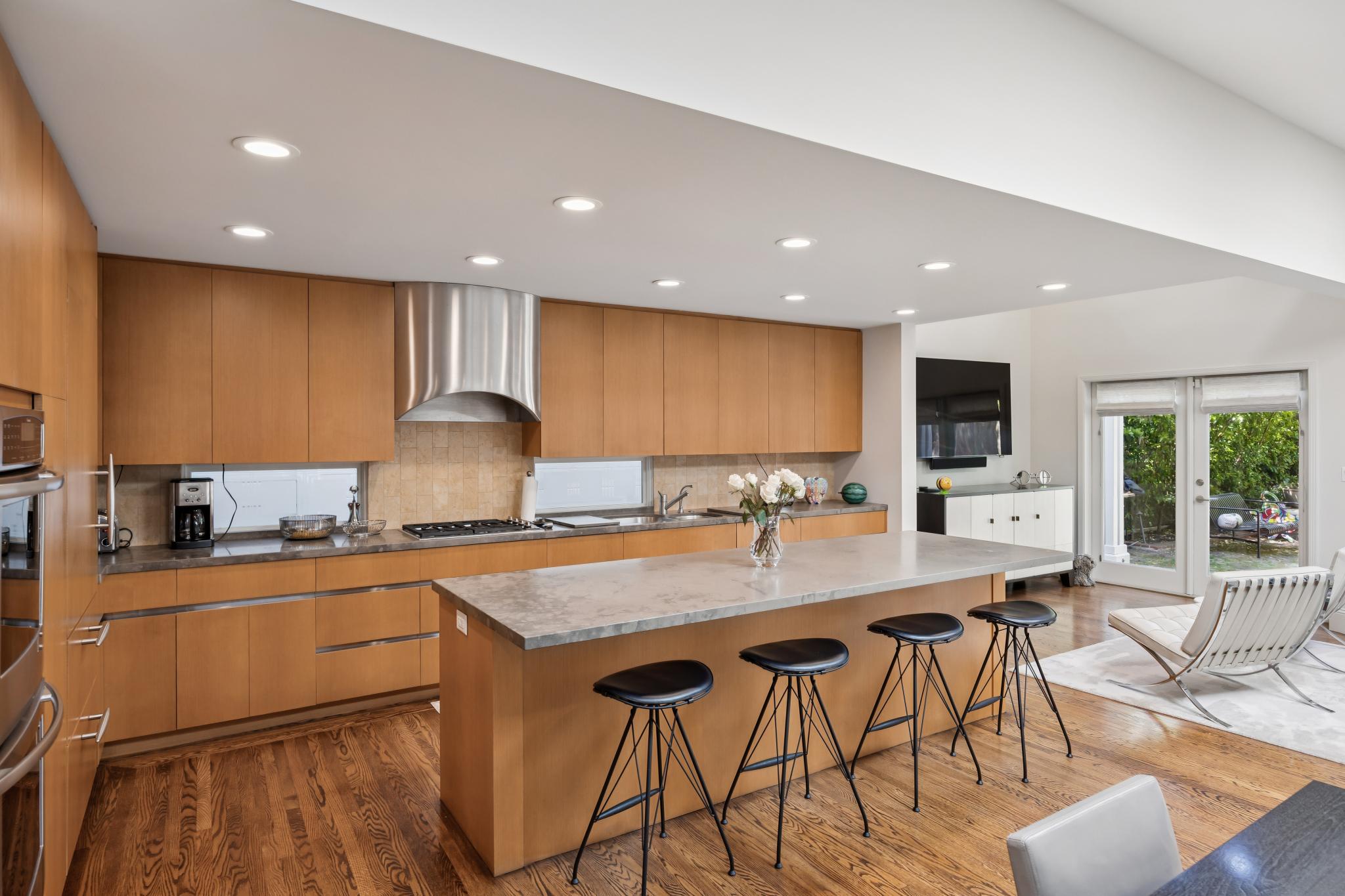  3966 Clay Street - 物件實景