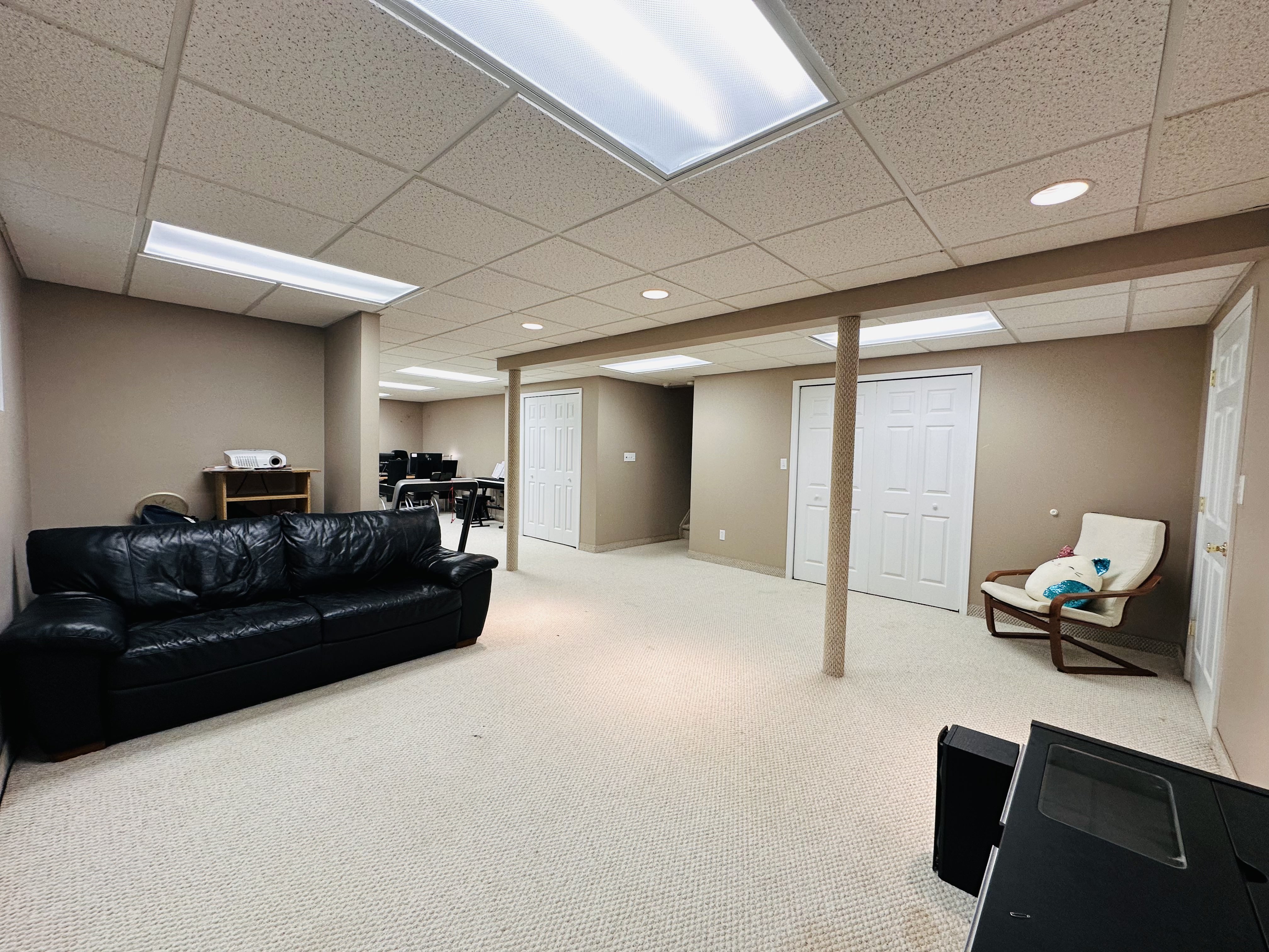 Montville, New Jersey, 07045, United States, 3 Bedrooms Bedrooms, ,4 BathroomsBathrooms,Residential,For Sale,1987436