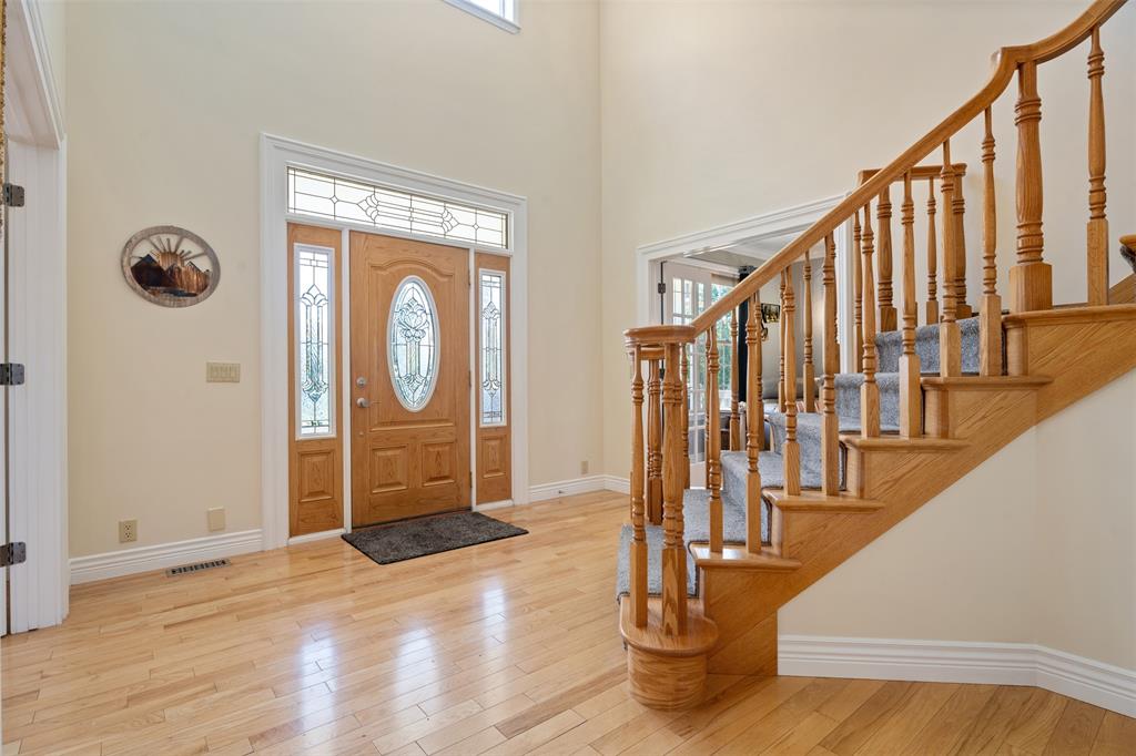 Missoula, Montana, 59803, United States, 4 Bedrooms Bedrooms, ,4 BathroomsBathrooms,Residential,For Sale,1895137