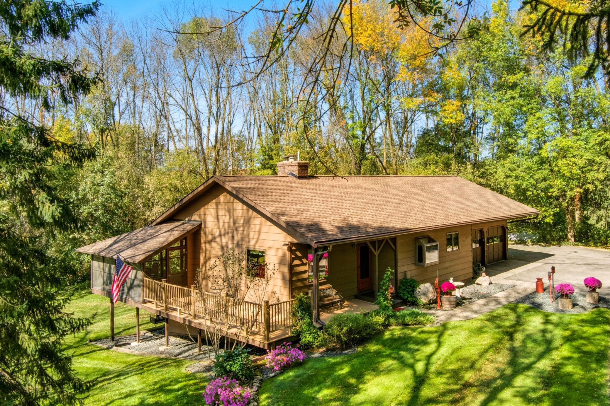 Warren Twp, Wisconsin, 54023, United States, 3 Bedrooms Bedrooms, ,1 BathroomBathrooms,Residential,For Sale,1961438