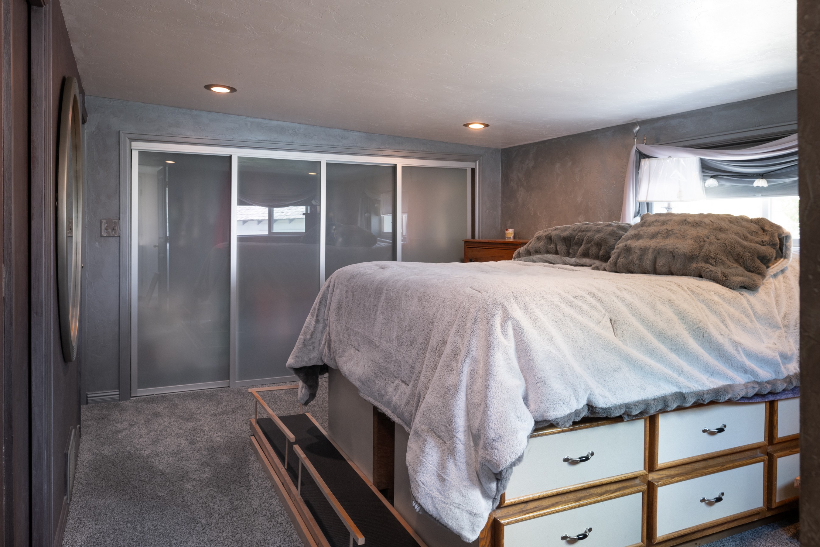  Convenient Living in New Castle