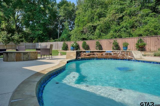 Tyler, Texas, 75706, United States, 4 Bedrooms Bedrooms, ,3 BathroomsBathrooms,Residential,For Sale,1976690