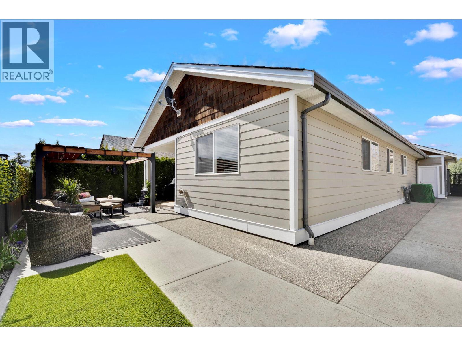 WESTBANK, British Columbia, V4T 3A5, CA, 3 Bedrooms Bedrooms, ,2 BathroomsBathrooms,Residential,For Sale,1951203