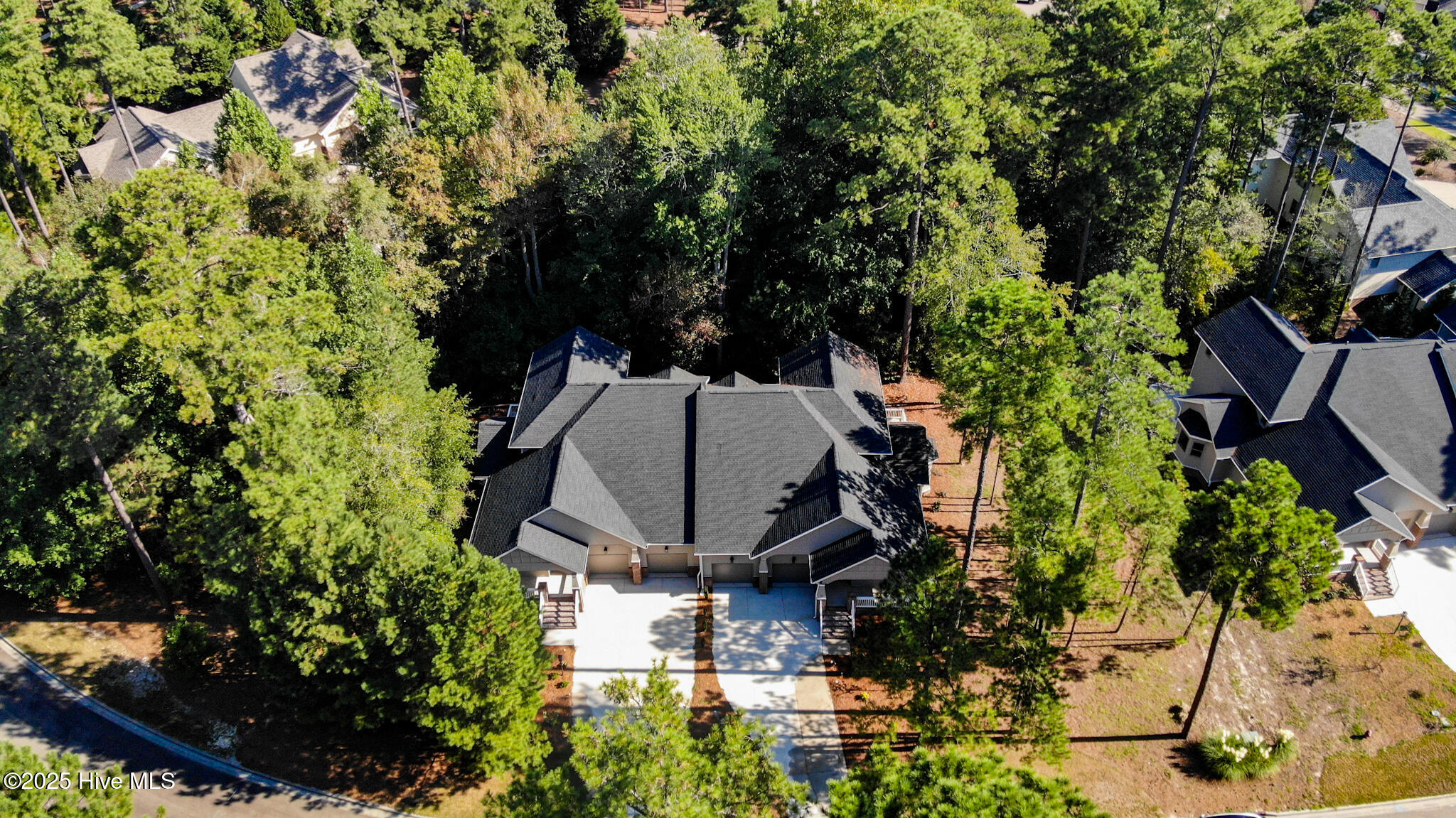 Pinehurst, North Carolina, 28374, United States, 4 Bedrooms Bedrooms, ,4 BathroomsBathrooms,Residential,For Sale,1895697