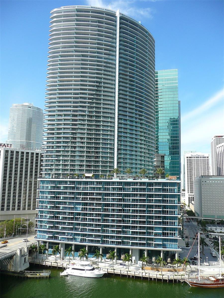 Miami, Florida, 33131, United States, 3 Bedrooms Bedrooms, ,6 BathroomsBathrooms,Residential,For Sale,1938833