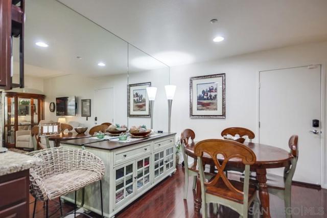 Santee, California, 92071, United States, 2 Bedrooms Bedrooms, ,2 BathroomsBathrooms,Residential,For Sale,1929099