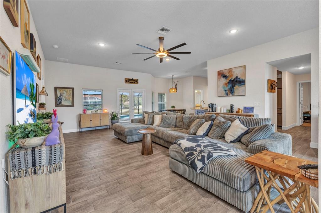 Punta Gorda, Florida, 33983, United States, 4 Bedrooms Bedrooms, ,3 BathroomsBathrooms,Residential,For Sale,1751433