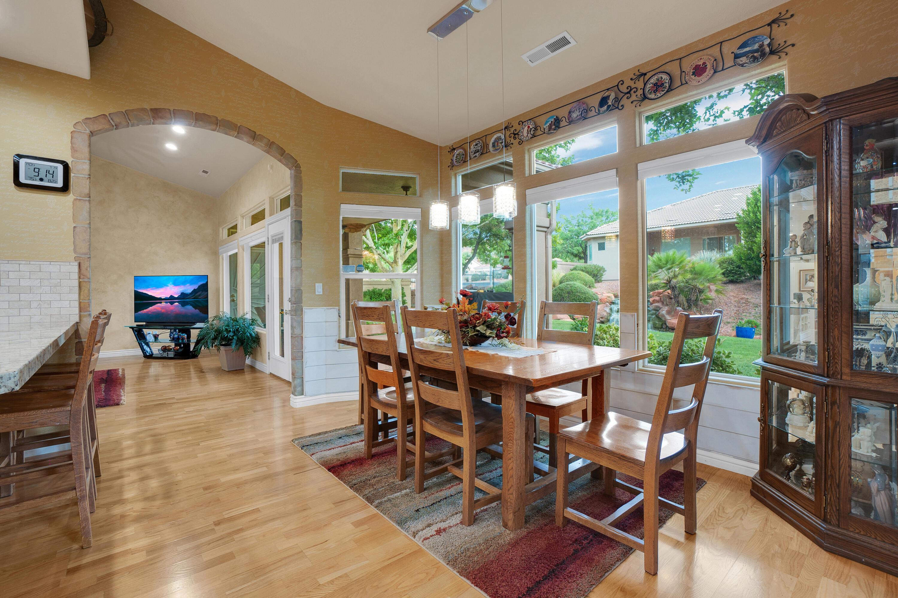 Washington, Utah, 84780, United States, 3 Bedrooms Bedrooms, ,2 BathroomsBathrooms,Residential,For Sale,1996638