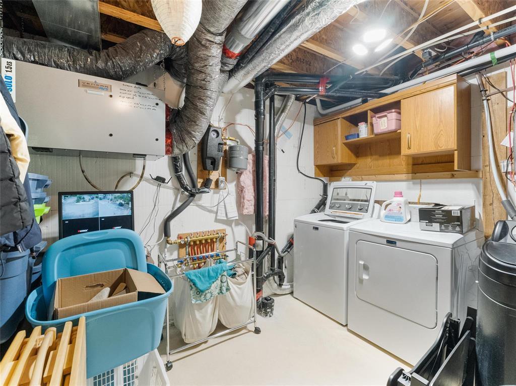 LESTER BEACH, Manitoba, R0E 0E0, CA, 4 Bedrooms Bedrooms, ,3 BathroomsBathrooms,Residential,For Sale,1949698