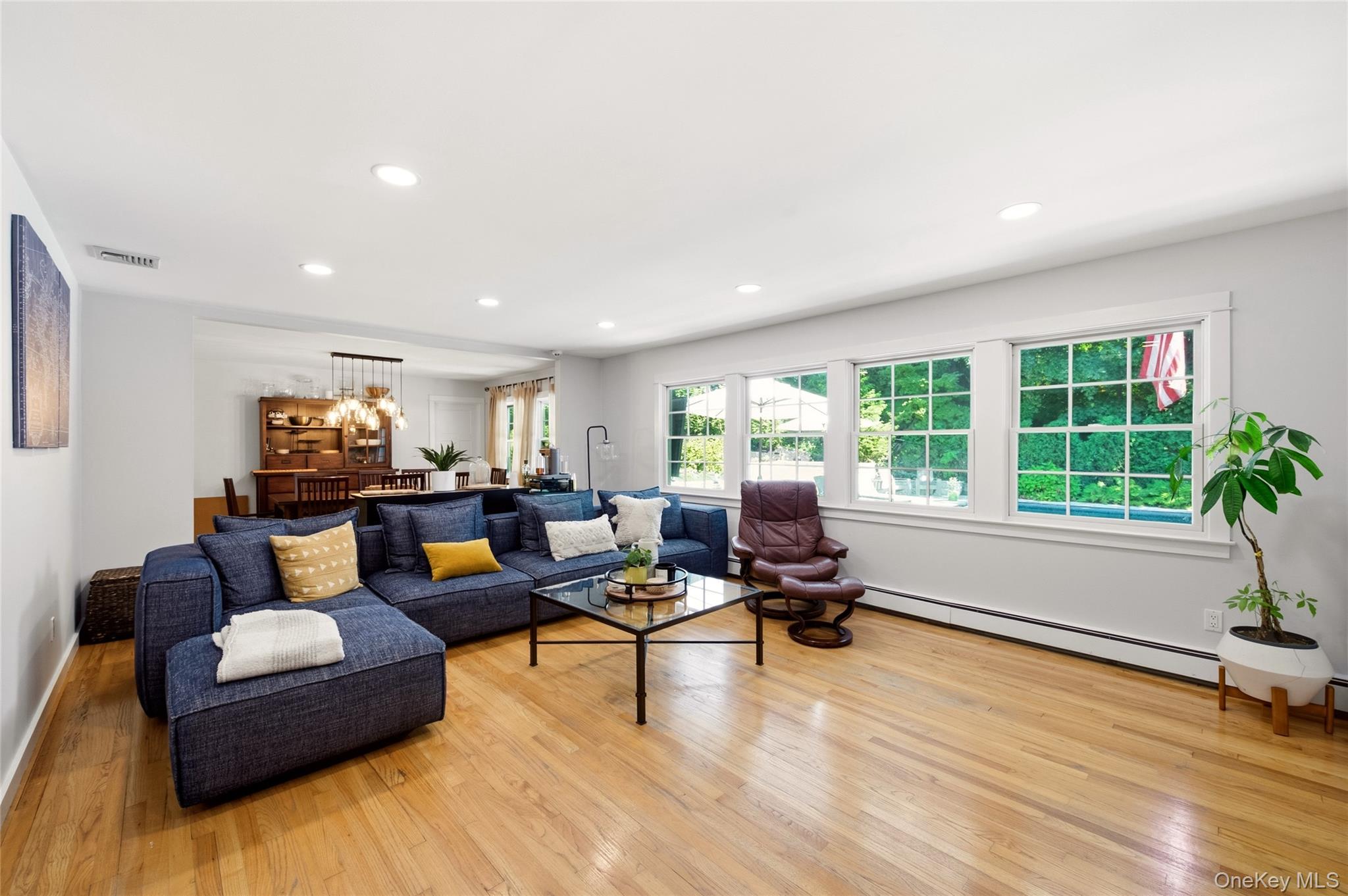  30 Cove Road, Huntington, NY, 11743 - 物件實景